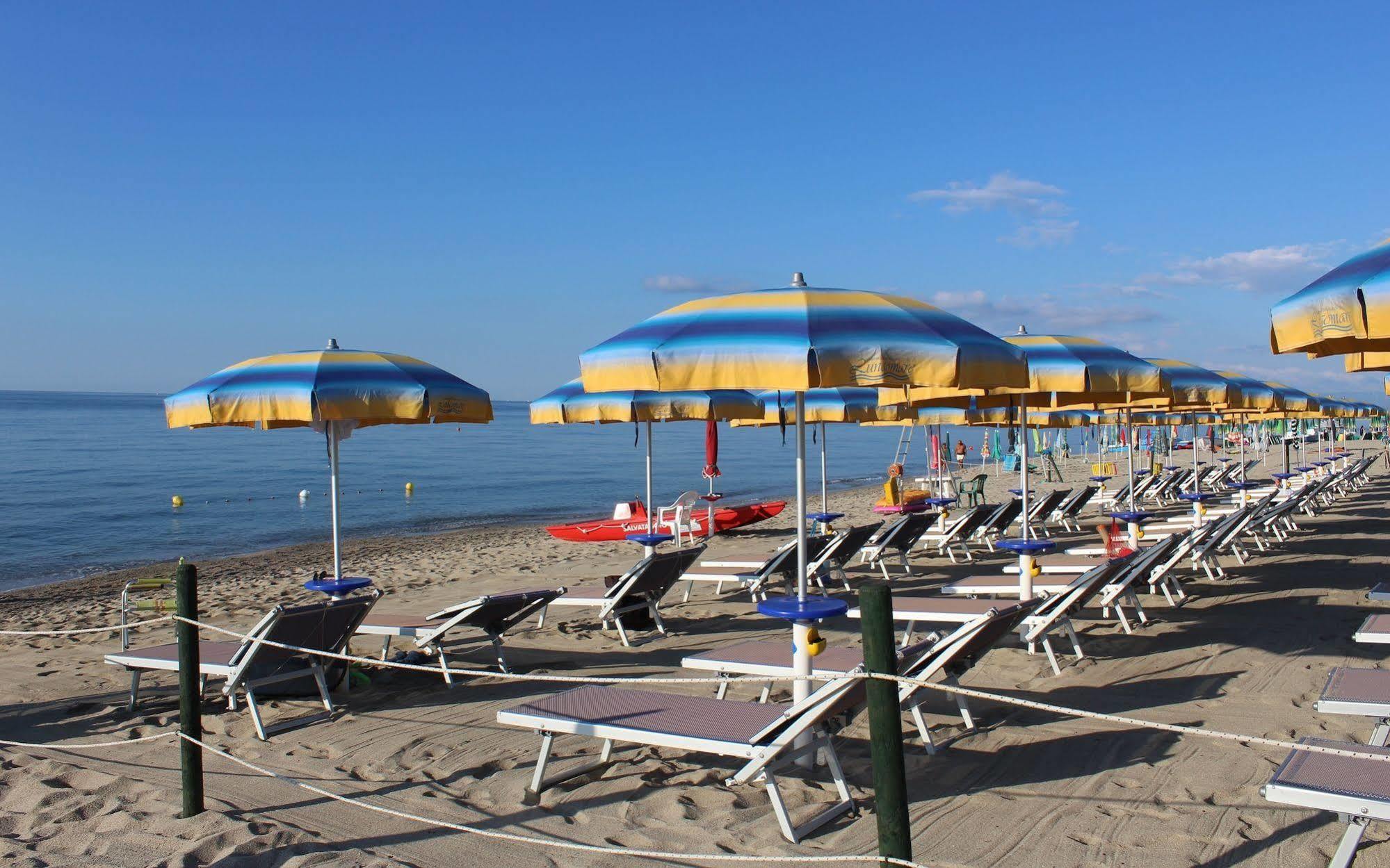 Villaggio Camping Lungomare Cropani Luaran gambar